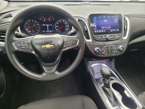 Used 2023 Chevrolet Malibu LT image 22