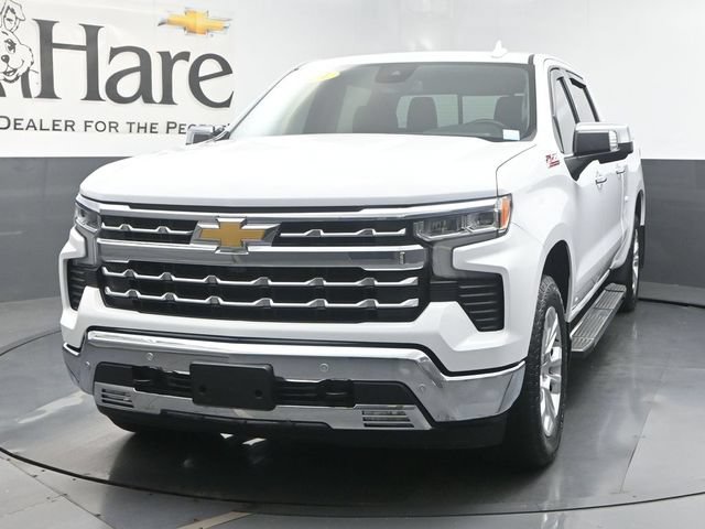 Used 2024 Chevrolet Silverado 1500 LTZ w/ LTZ Convenience Package II AWD/4WD image 38