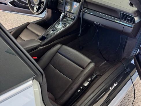Used 2019 Porsche 911 Turbo AWD/4WD image 20