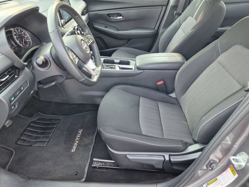 Used 2025 Nissan Sentra SV w/ All-Weather Package FWD image 11