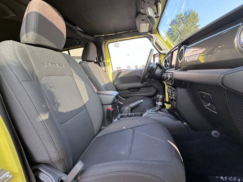 Certified 2022 Jeep Wrangler Unlimited Sahara w/ LED Lighting Group image 19