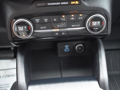 Used 2021 Ford Escape SE w/ Convenience Package FWD image 37