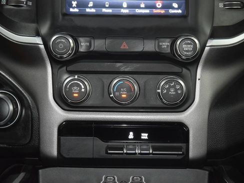 Used 2020 RAM 1500 Big Horn AWD/4WD image 34