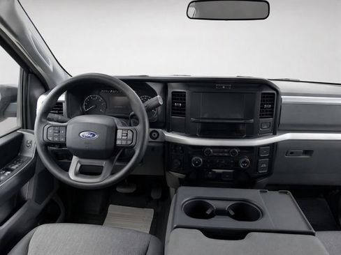 Used 2025 Ford F450 XLT AWD/4WD image 21