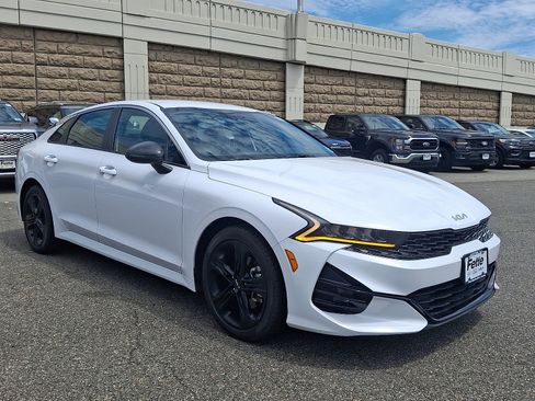 Used 2022 Kia K5 GT-Line image 3