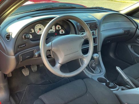 Used 2000 Ford Mustang Cobra RWD image 9