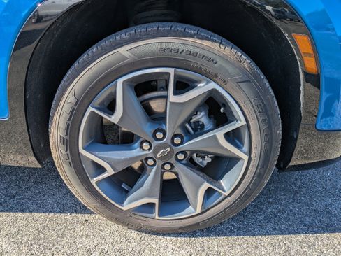 Used 2021 Chevrolet Blazer RS w/ Enhanced Convenience Package image 11