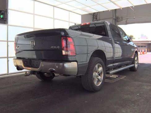 Used 2017 RAM 1500 Big Horn AWD/4WD image 3