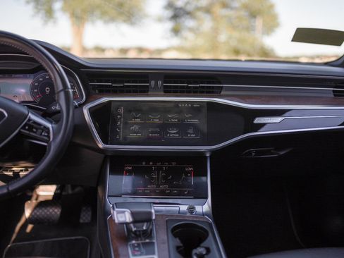 Used 2020 Audi A6 3.0T allroad Premium Plus w/ Audi Side Assist Package image 30