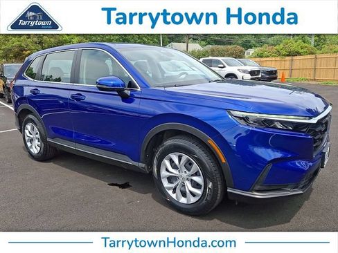 Used 2023 Honda CR-V LX image 1