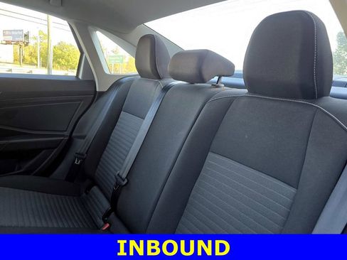Used 2025 Volkswagen Jetta S image 19