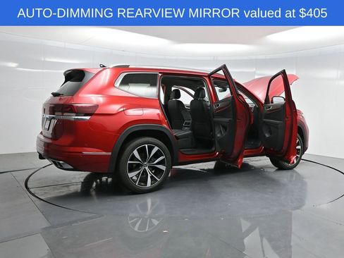 Used 2024 Volkswagen Atlas SEL Premium R-Line AWD/4WD image 4