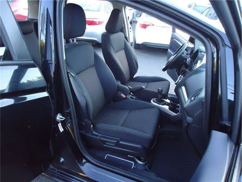 Used 2018 Honda Fit Sport image 13