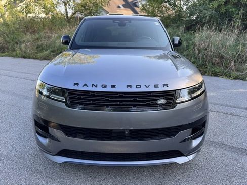 Used 2024 Land Rover Range Rover Sport Dynamic SE image 3