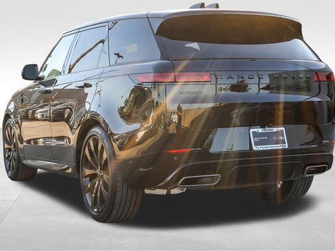Certified 2026 Land Rover Range Rover Sport Dynamic SE AWD/4WD image 4