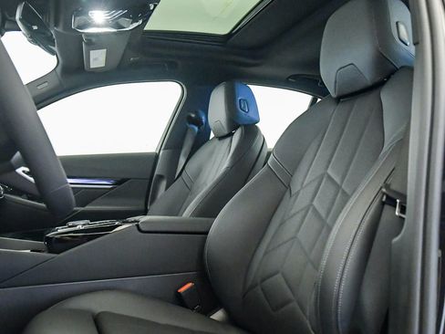 New 2026 BMW i5 eDrive40 w/ M Sport Package image 20