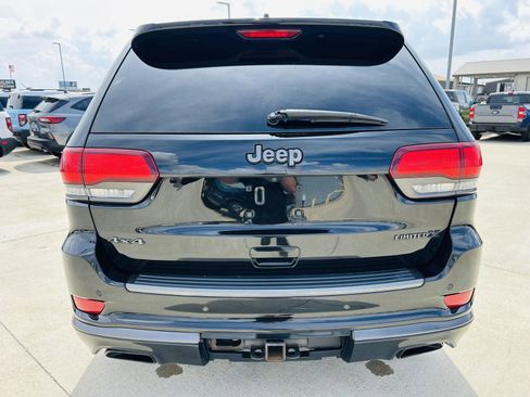 Used 2019 Jeep Grand Cherokee Limited X image 38