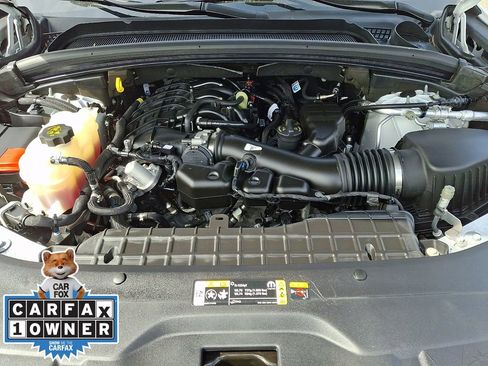 Used 2023 Jeep Grand Cherokee Laredo image 27