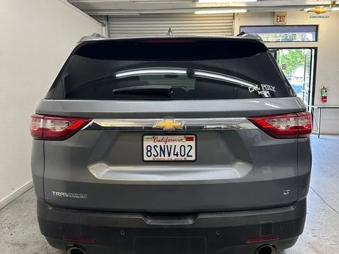 Used 2020 Chevrolet Traverse LT image 4
