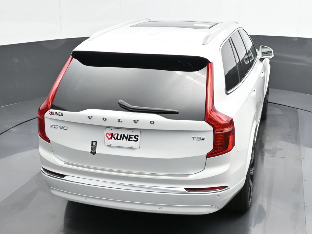 Certified 2025 Volvo XC90 T8 Core w/ Protection Package Premier AWD/4WD image 39