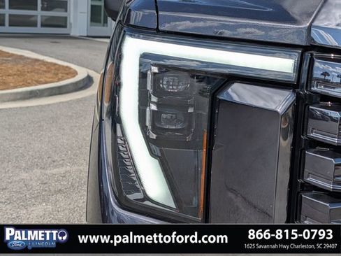 Used 2024 GMC Sierra 2500 Denali Ultimate AWD/4WD image 10