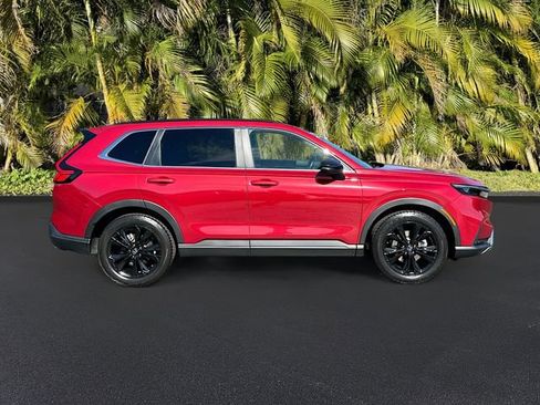 Used 2023 Honda CR-V Sport Touring image 4