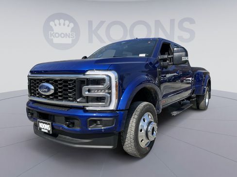 New 2026 Ford F450 Platinum image 1
