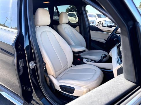 Used 2016 BMW X1 xDrive28i AWD/4WD image 30