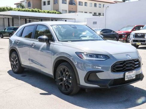 Used 2024 Honda HR-V Sport image 5