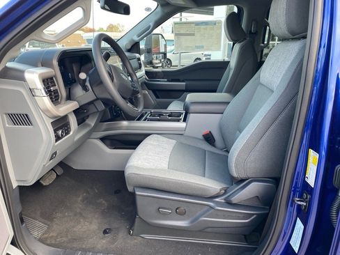 New 2026 Ford F250 XLT w/ XLT Premium Package image 12