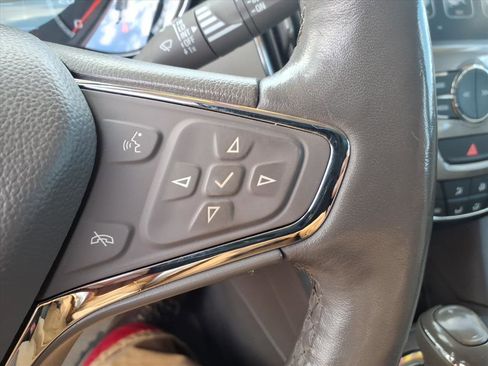 Used 2018 Chevrolet Cruze Premier image 24