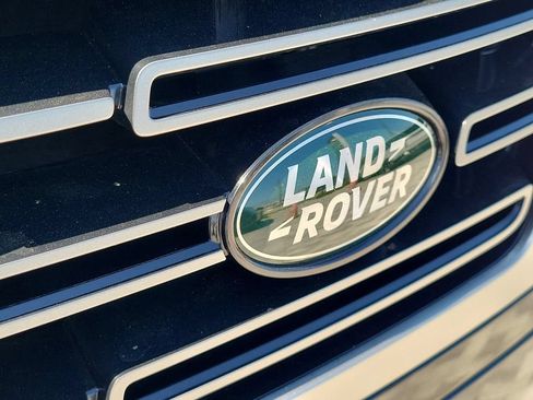 New 2026 Land Rover Range Rover Long Wheelbase SE AWD/4WD image 10
