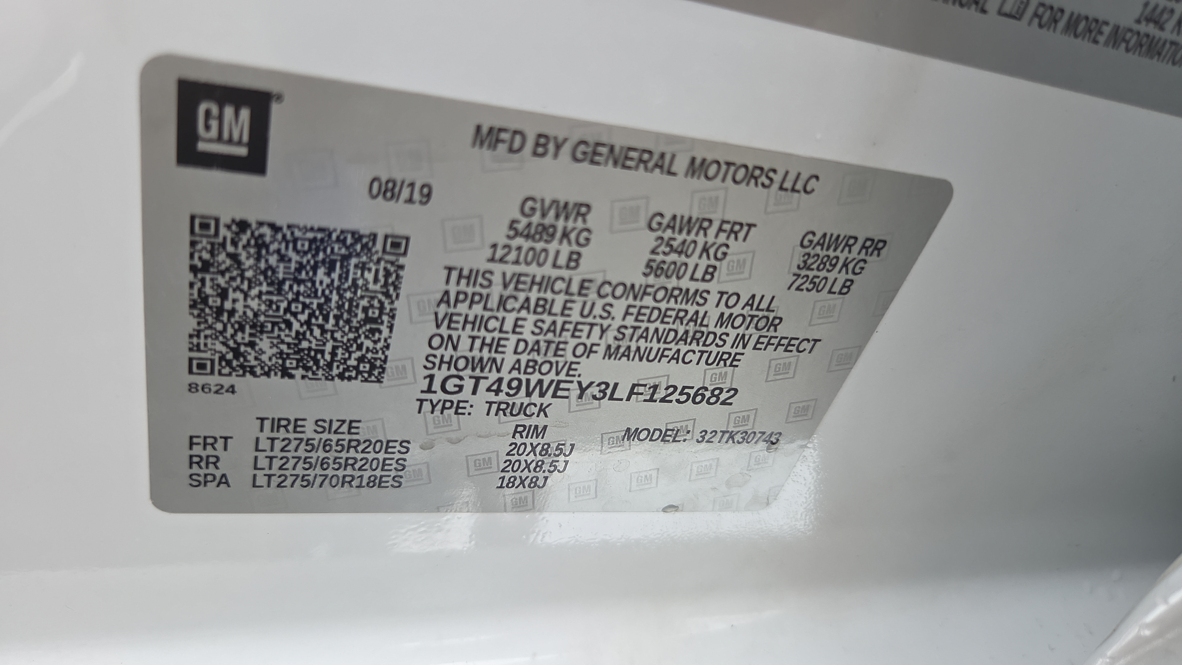Certified 2020 GMC Sierra 3500 Denali w/ Denali Ultimate Package AWD/4WD image 24