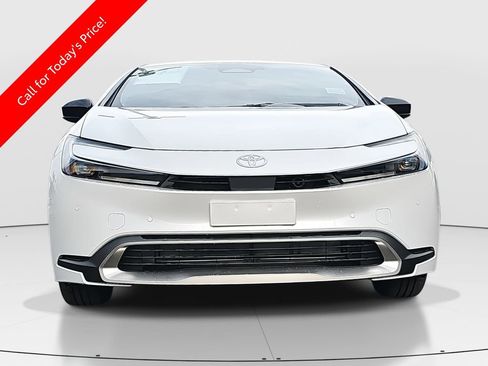 New 2026 Toyota Prius Plug-In Hybrid image 2