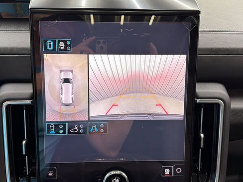 Used 2026 GMC Yukon Denali w/ Sun & Power Step Package AWD/4WD image 20