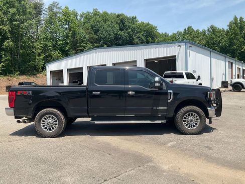Used 2022 Ford F250 XLT w/ XLT Premium Package AWD/4WD image 4
