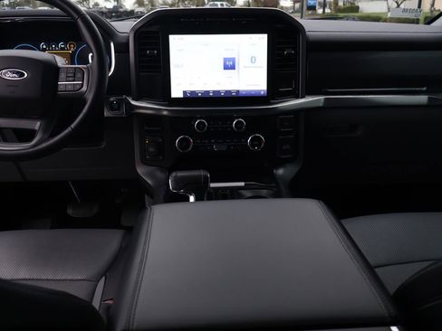 Used 2022 Ford F150 Lariat w/ Equipment Group 501A Mid image 26