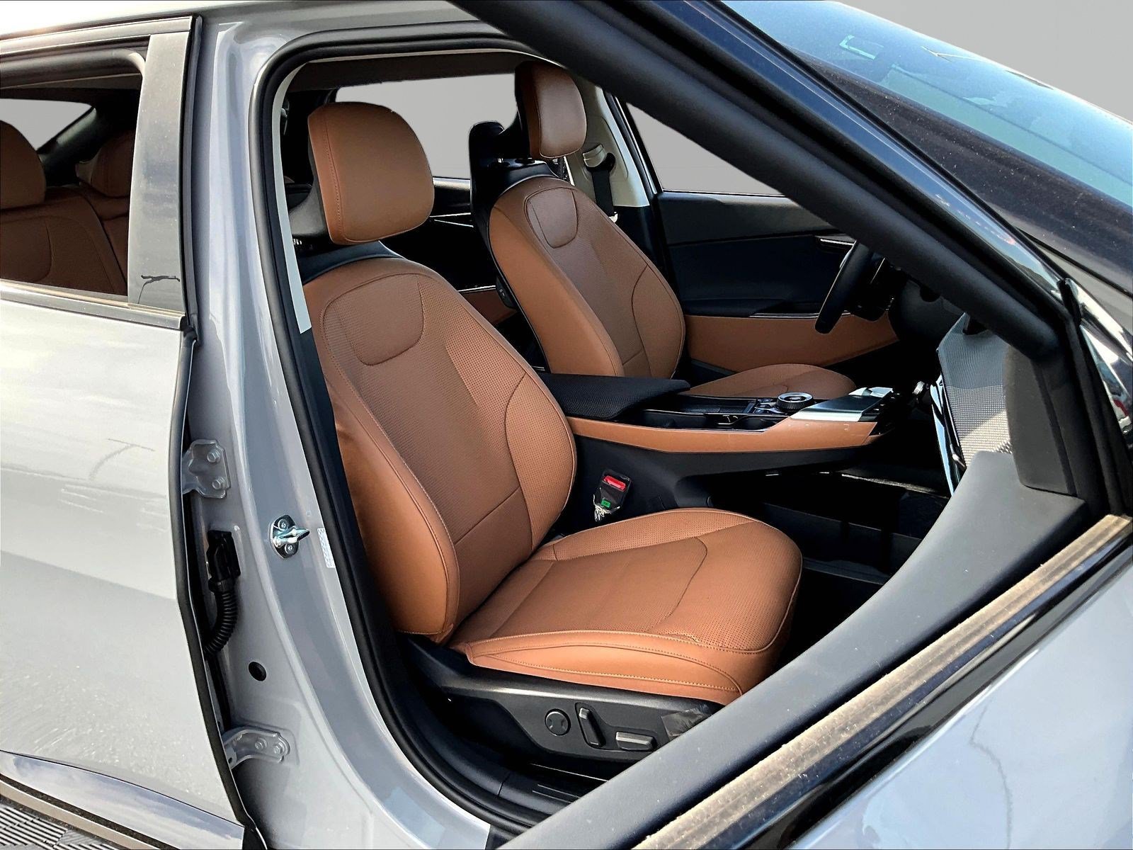 New 2026 Kia EV6 Wind RWD image 18