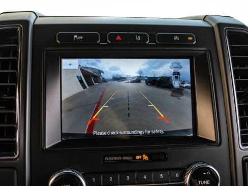 Used 2020 Ford Expedition Limited w/ Equipment Group 301A image 22