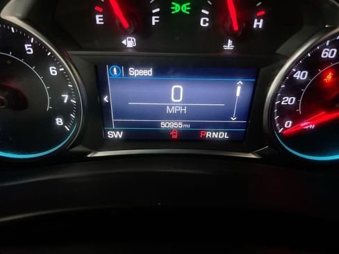 Used 2022 Chevrolet Equinox LT image 12