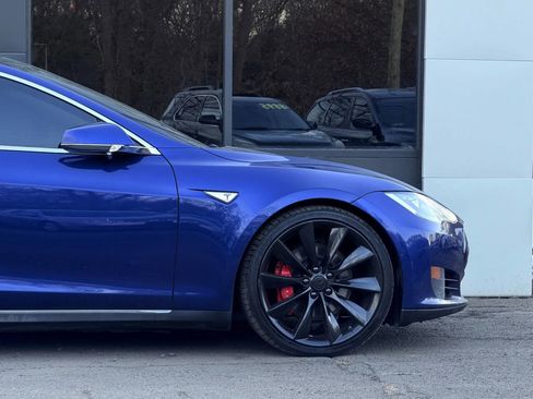Used 2016 Tesla Model S P90D image 23