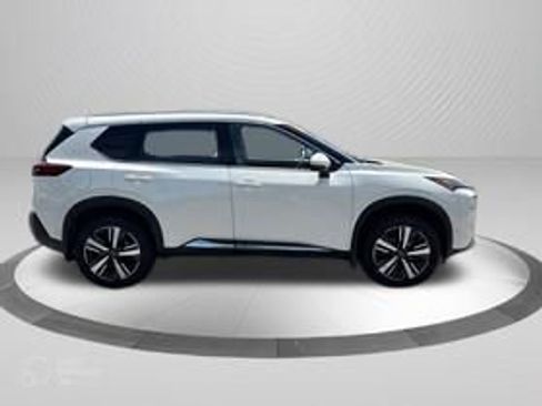 Used 2023 Nissan Rogue Platinum w/ Platinum Premium Package AWD/4WD image 4