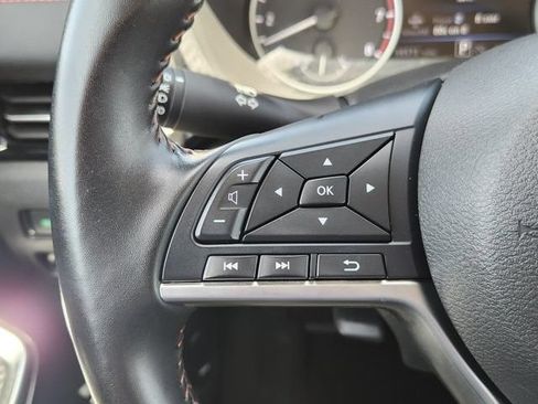 Used 2025 Nissan Sentra SR FWD image 28