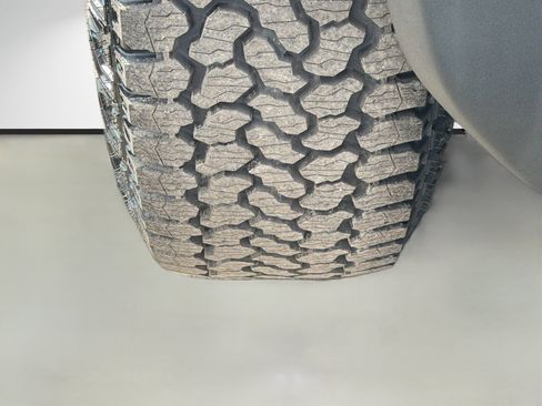 Used 2021 Ford Bronco Badlands image 39