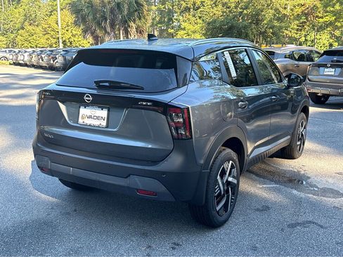 New 2025 Nissan Kicks SV w/ SV Premium Package FWD image 30