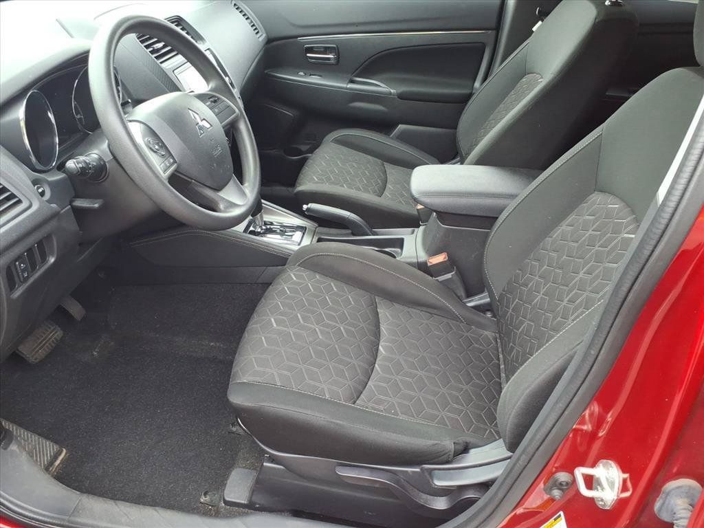 Used 2024 Mitsubishi Outlander Sport SE AWD/4WD image 11