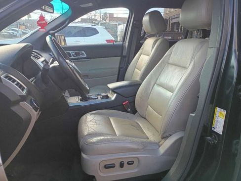 Used 2014 Ford Explorer XLT w/ Equipment Group 202A image 15