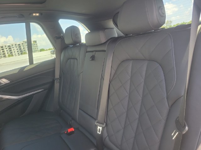Used 2026 BMW X5 M60i w/ Climate Comfort Package AWD/4WD image 21