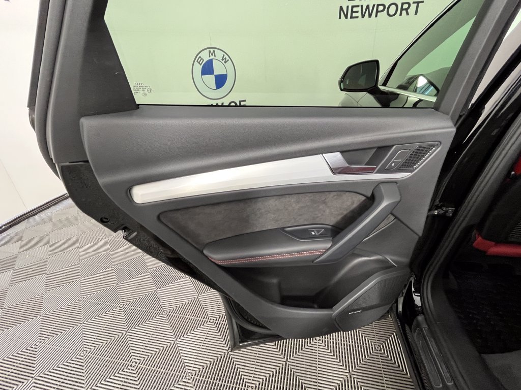 Used 2018 Audi SQ5 Prestige AWD/4WD image 23