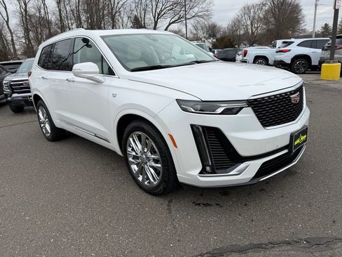 Certified 2023 Cadillac XT6 Premium Luxury AWD/4WD image 7